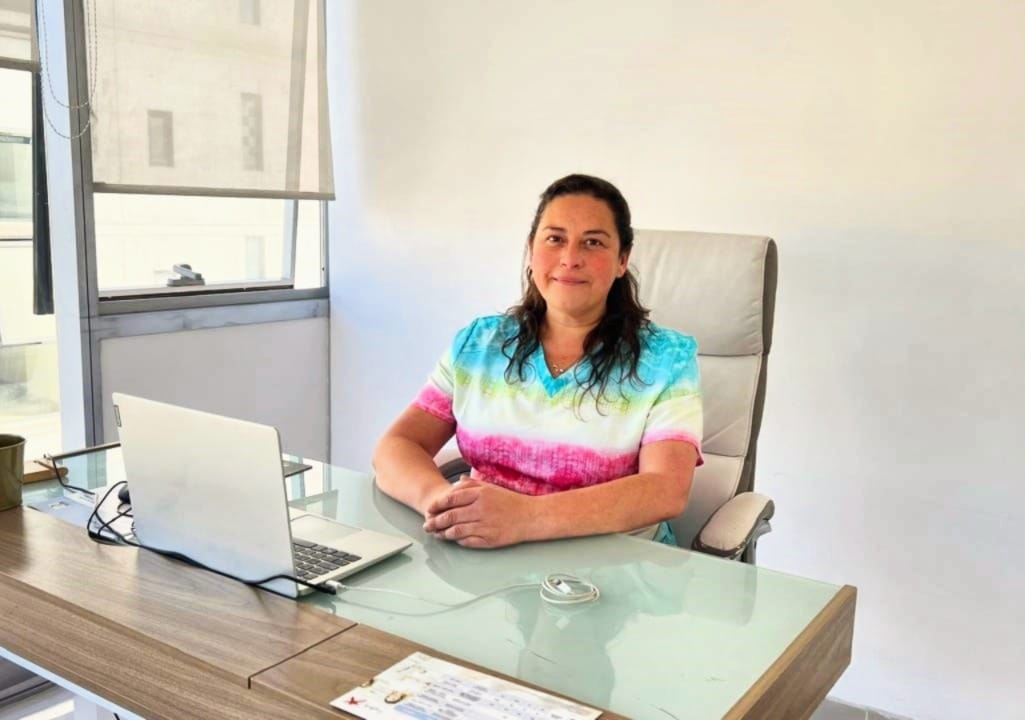 Dr Daniela